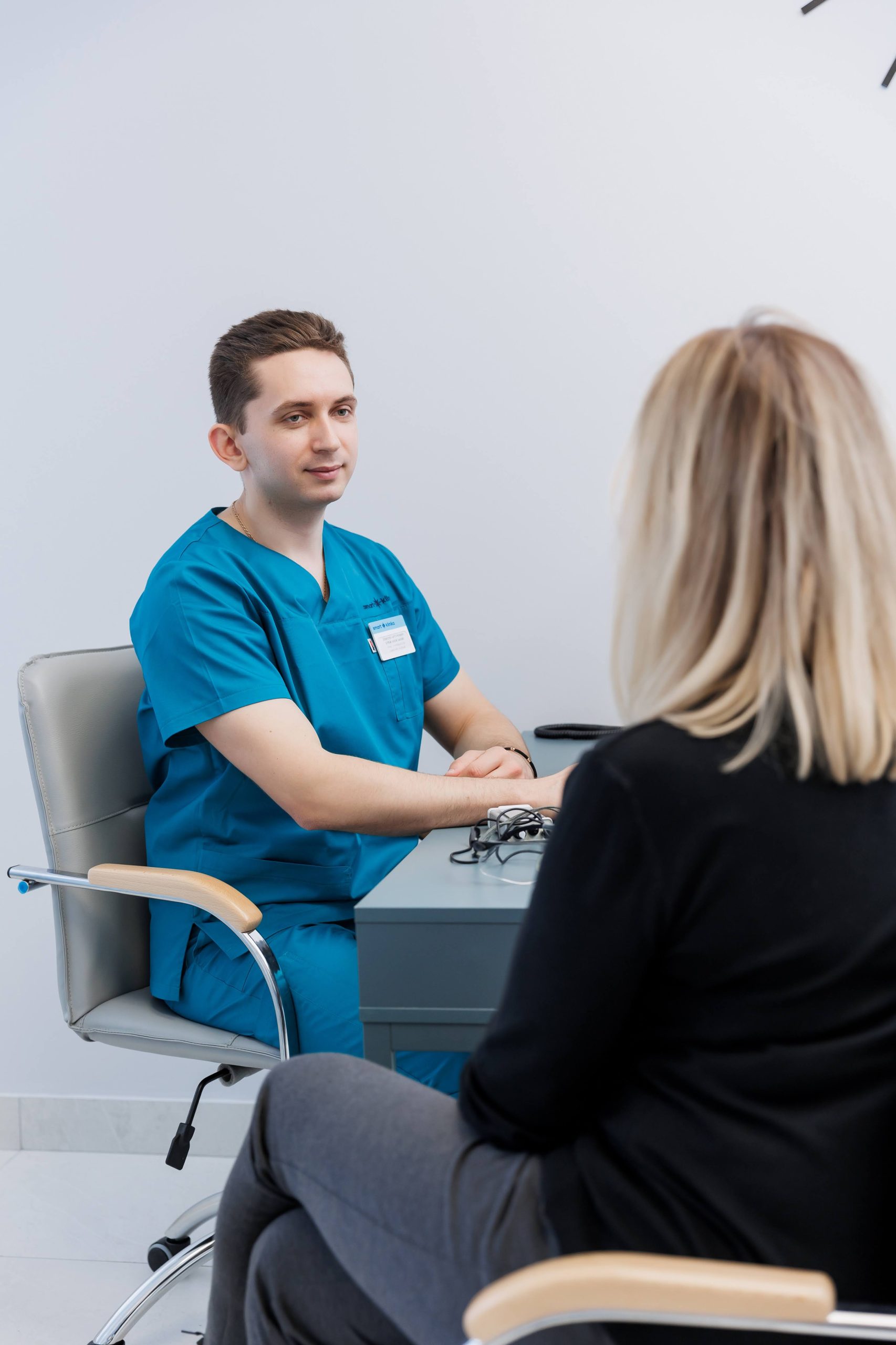 пацієнт з лікарем