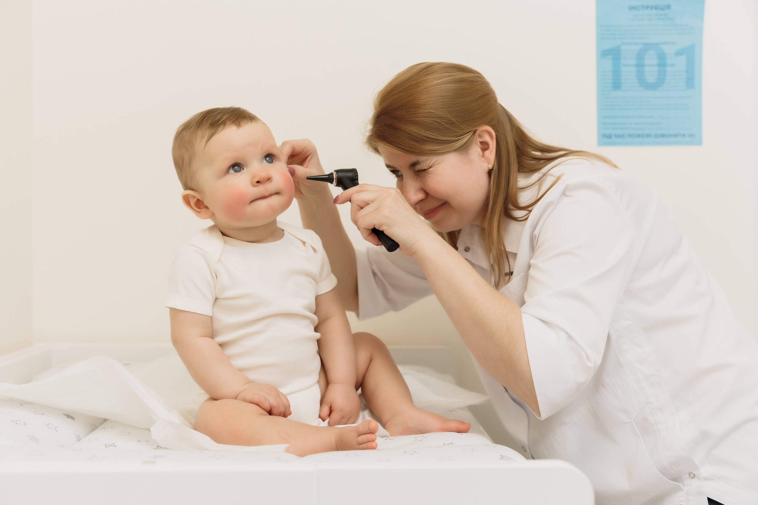 Неонатальний огляд малюка