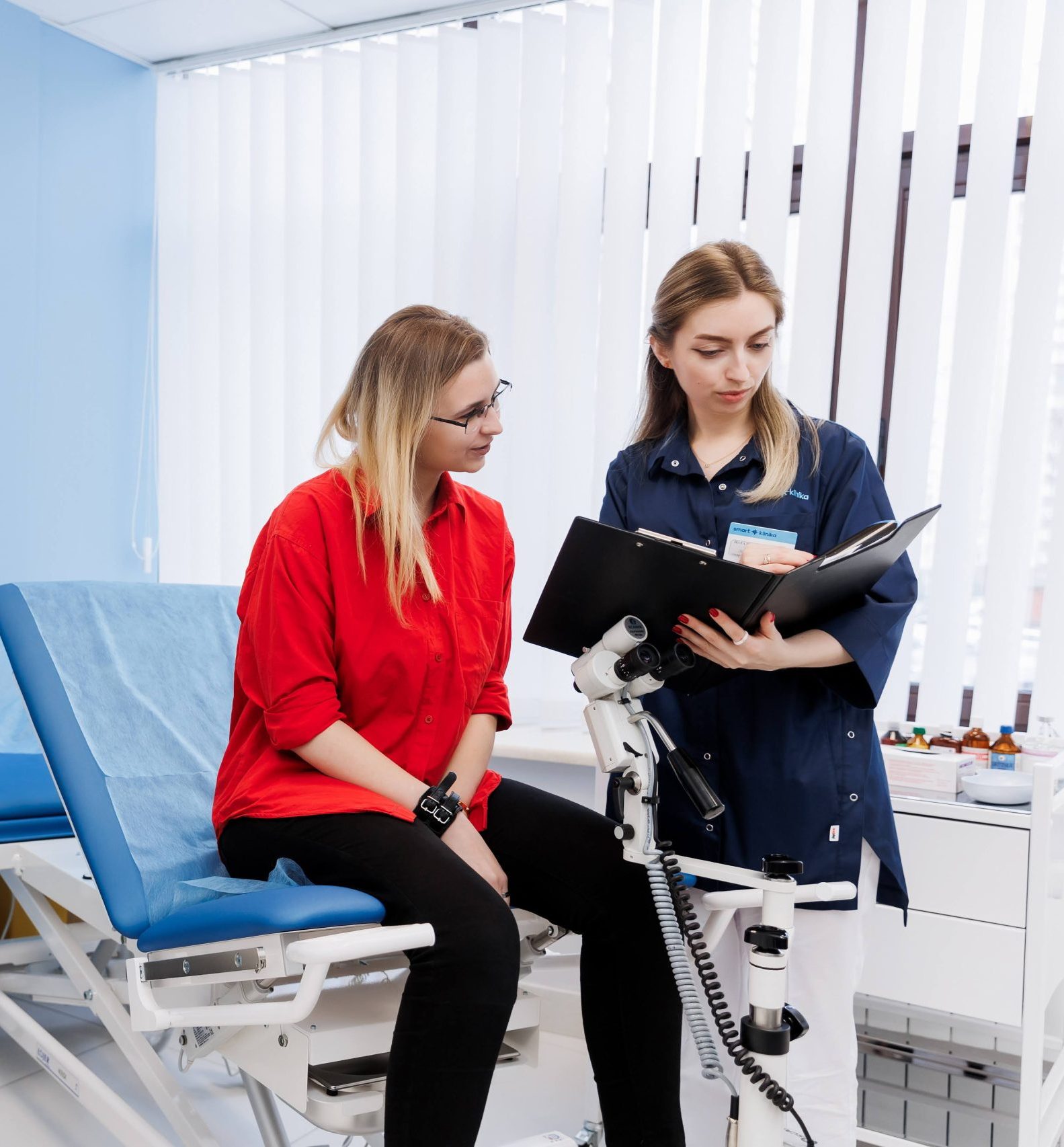 Пацієнтка на прийомі у лікаря-гінеколога